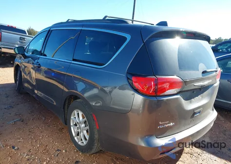 2017 Chrysler Pacifica Touring z USA, uszkodzony, nr VIN 2C4RC1DG6HR722909